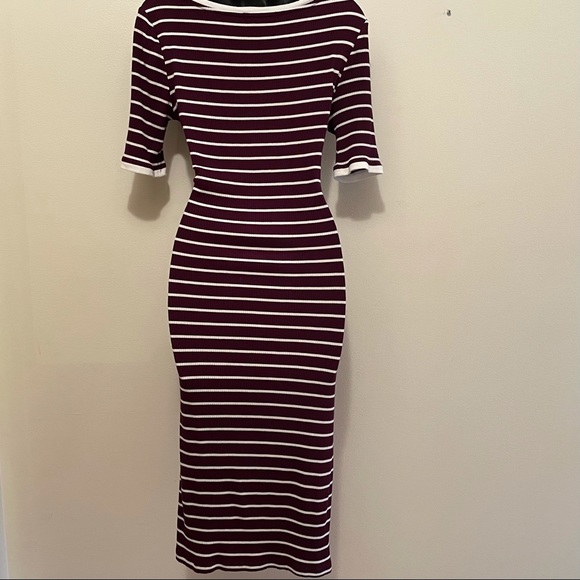 Forever 21 - Picture 3 of 6